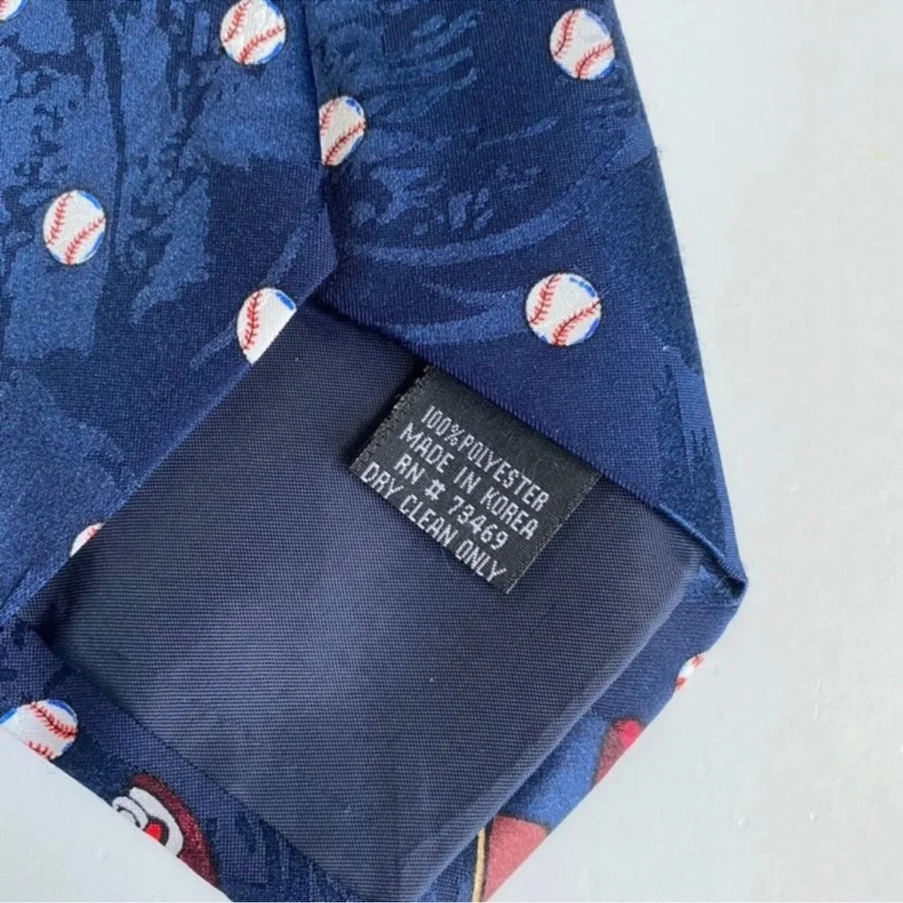 Vintage 1994 Looney Tunes Mania Blue Baseball Characters Printed Necktie